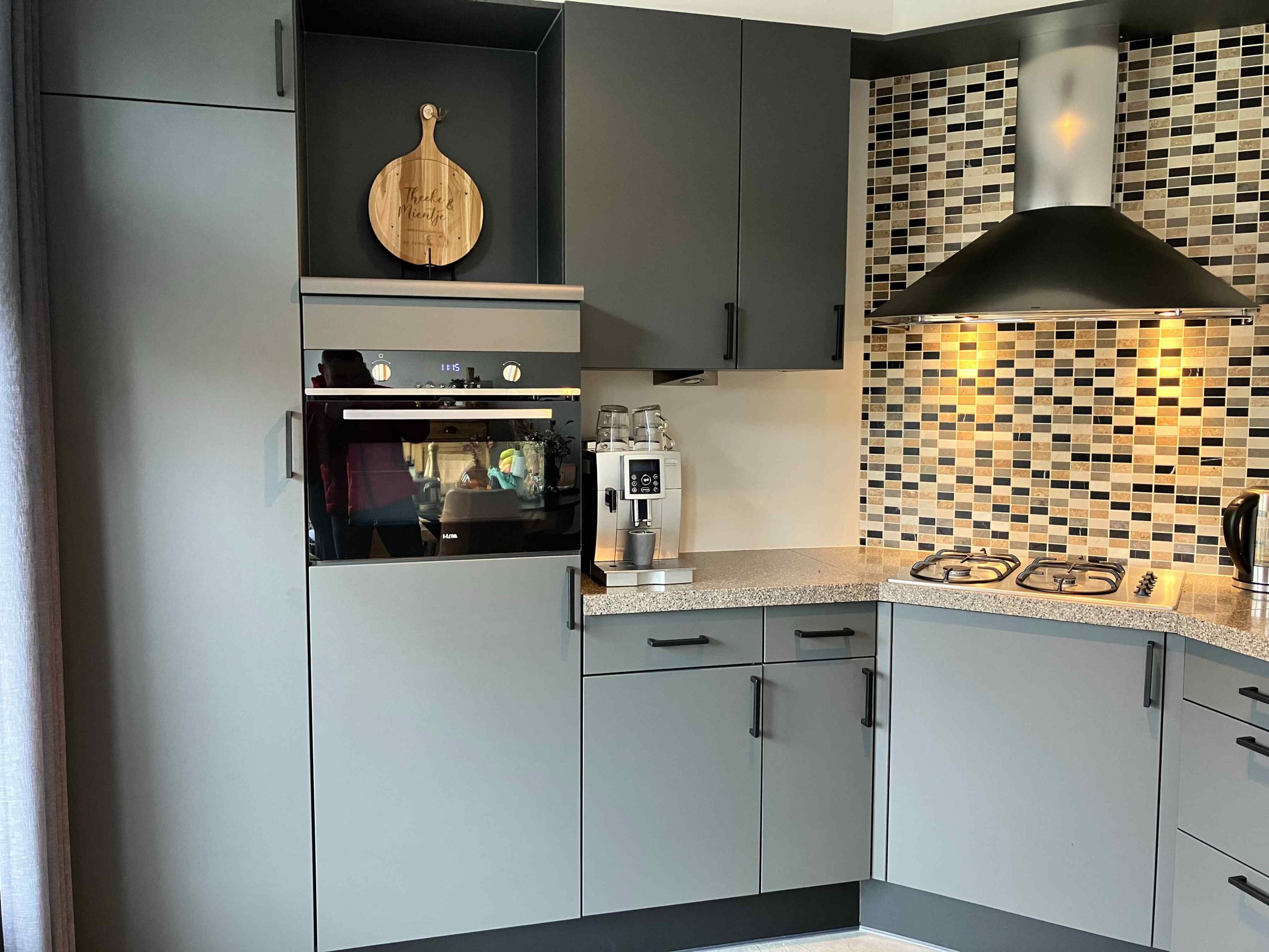 Keuken in huidige staat vernieuwen: tijdens de renovatie