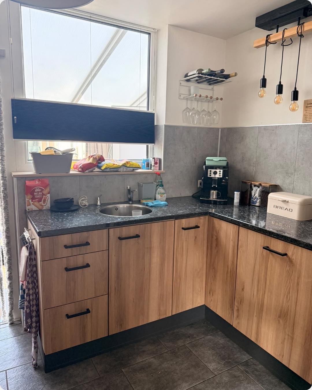 Na: Instagram-post van Kitchen Perfect: 𝐖𝐚𝐫𝐦𝐭𝐞 𝐝𝐢𝐞 𝐝𝐞 𝐡𝐞𝐥𝐞 𝐤𝐞𝐮𝐤𝐞𝐧 𝐯𝐞𝐫𝐚𝐧𝐝𝐞𝐫𝐭!🔥