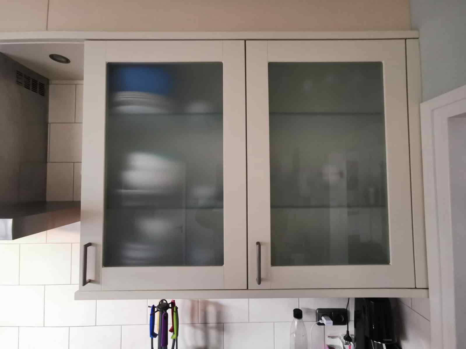 Voor: Keukenkleuren combineren met houtlook: de keuken vóór de renovatie