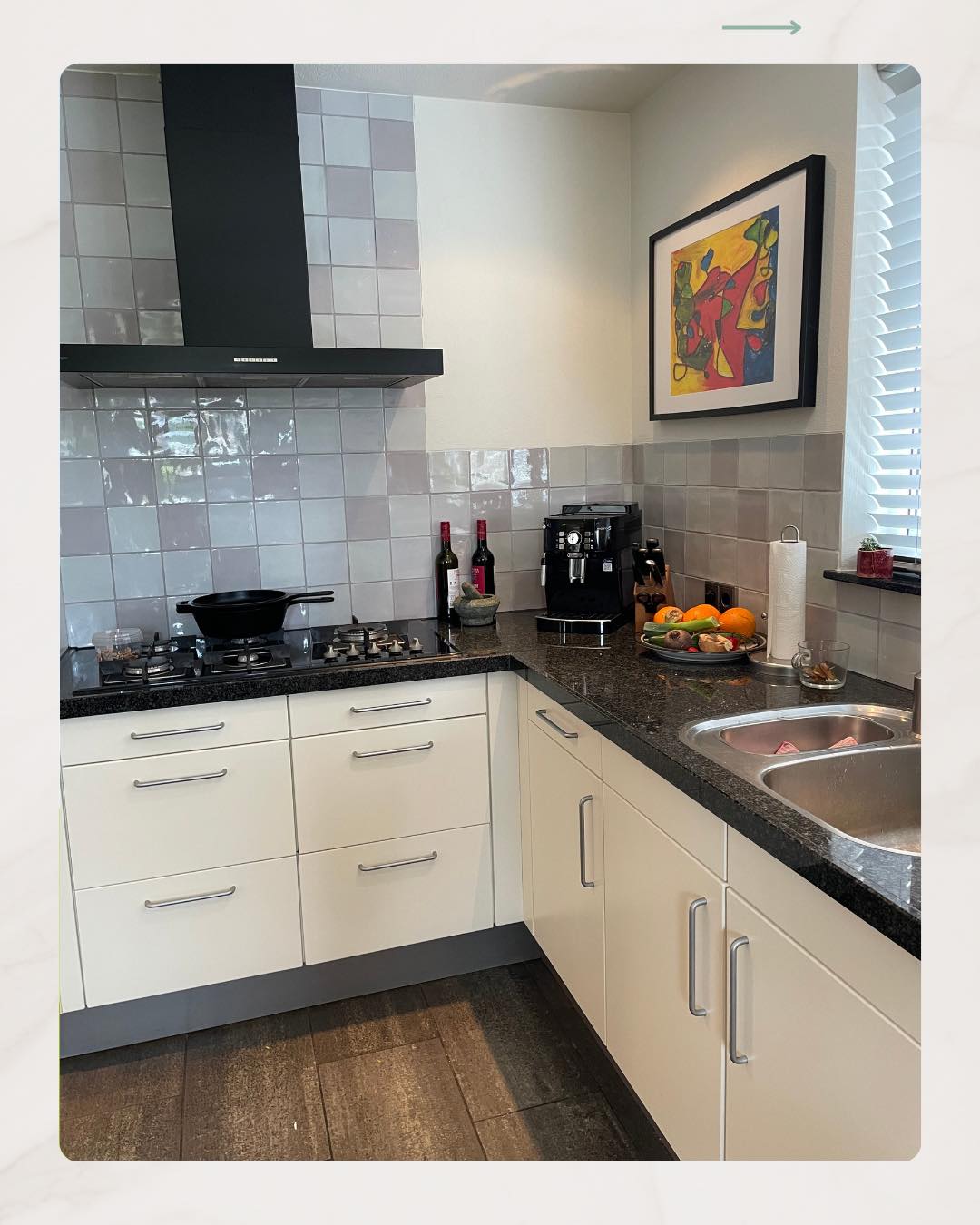 Instagram-post van Kitchen Perfect: 𝐋𝐞𝐬𝐬 𝐢𝐬 𝐦𝐨𝐫𝐞. 𝐄𝐧 𝐝𝐚𝐭 𝐳𝐢𝐞 𝐣𝐞 𝐡𝐢𝐞𝐫.🤩